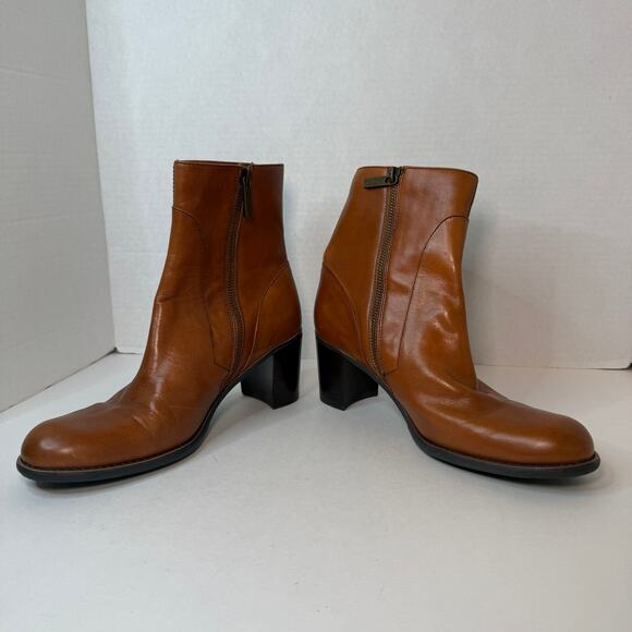 Liz Claiborne Flex Manon Leather Ankle Zip Boots Brown Women's Size 7.5 - Picture 4 of 11